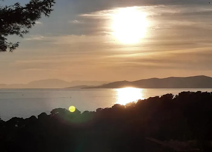 Anadine - Aiguebonne Boulouris - Pleine Vue - A 5 Minutes A Pied De La - Climatisee Villa *