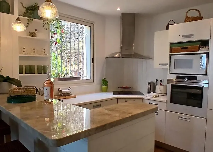 Villa Anadine - Aiguebonne Boulouris - Pleine Vue - A 5 Minutes A Pied De La - Climatisee